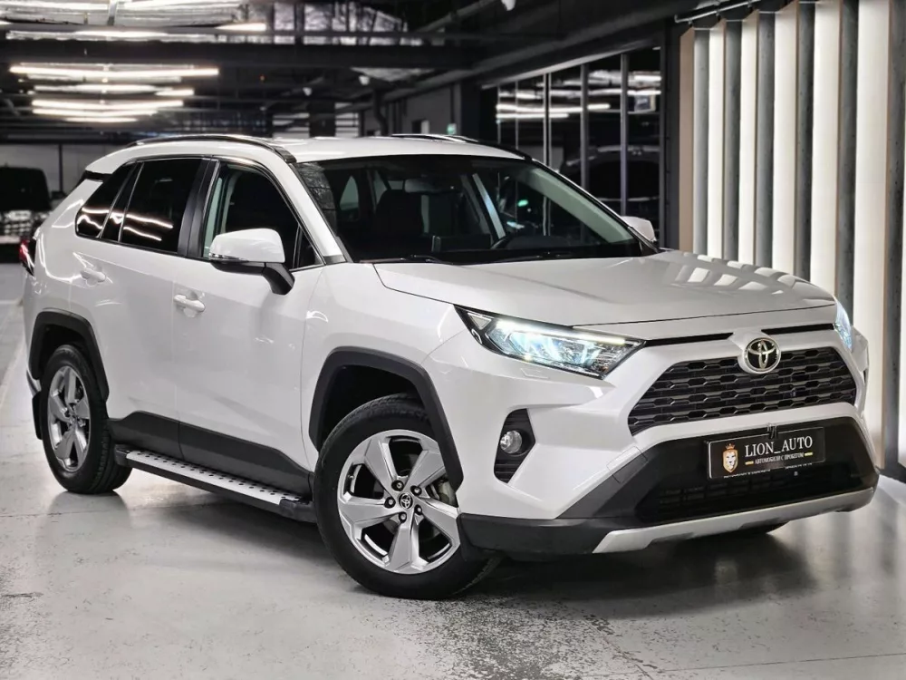 Toyota Rav4, 2021