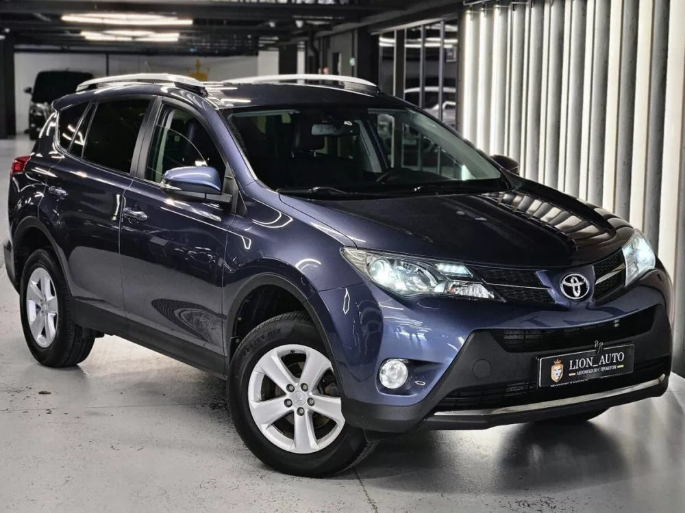 Toyota Rav4, 2013